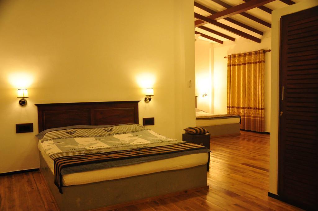 Asantha Guest House ウナワトゥナ 部屋 写真