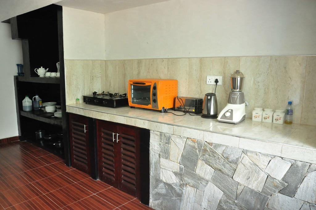 Asantha Guest House ウナワトゥナ エクステリア 写真