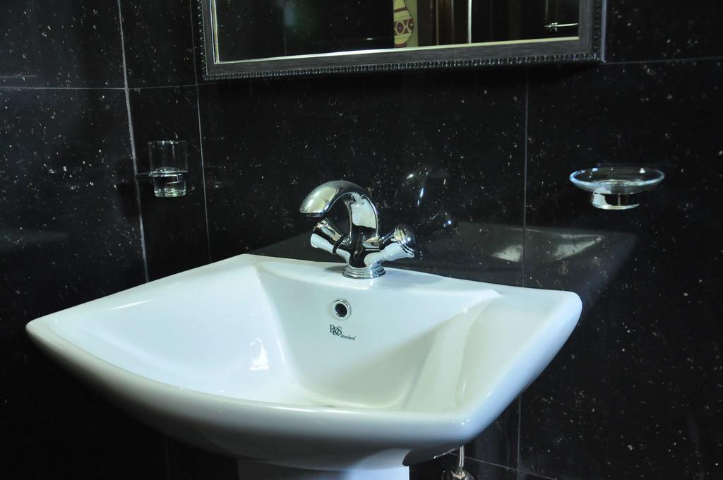Asantha Guest House ウナワトゥナ 部屋 写真