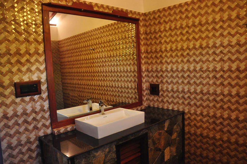 Asantha Guest House ウナワトゥナ 部屋 写真