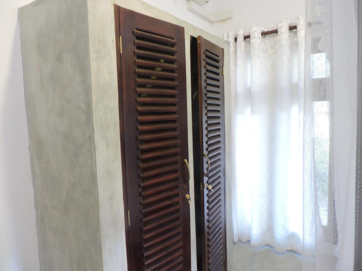 Asantha Guest House ウナワトゥナ エクステリア 写真