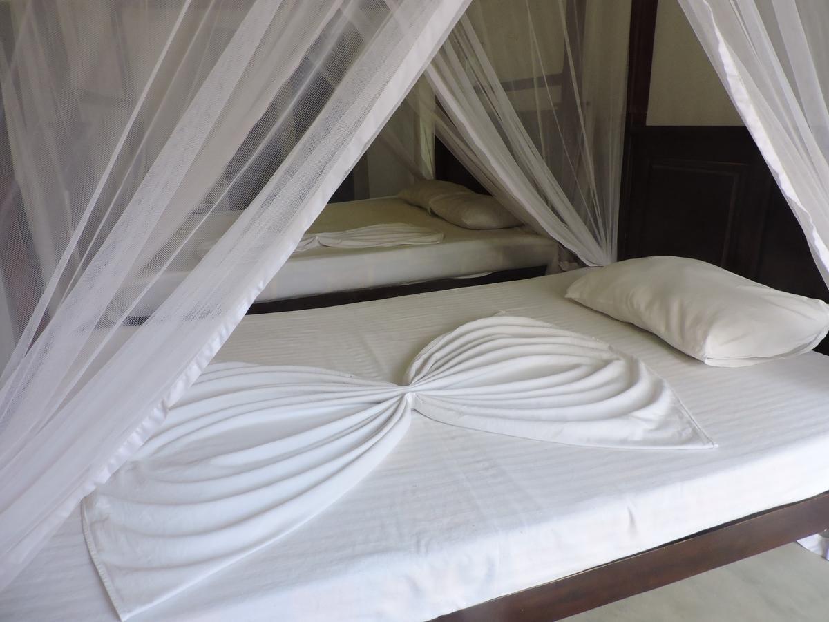 Asantha Guest House ウナワトゥナ エクステリア 写真